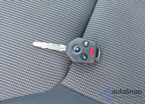 2018 Subaru Crosstrek 2.0I Premium из США, поврежденный, VIN JF2GTABC8JH226990